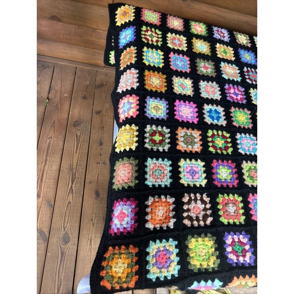 Vtg 1970s Heavy Granny Square Afghan Blanket 56x76 Black Border Retro Throw
